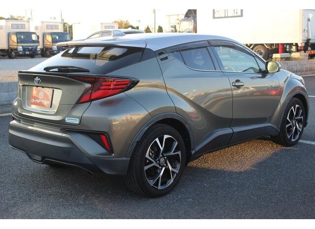 
								TOYOTA C-HR 2020 full									
