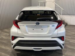 
										TOYOTA C-HR 2021 full									