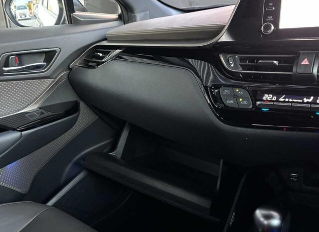 
								TOYOTA C-HR 2021 full									