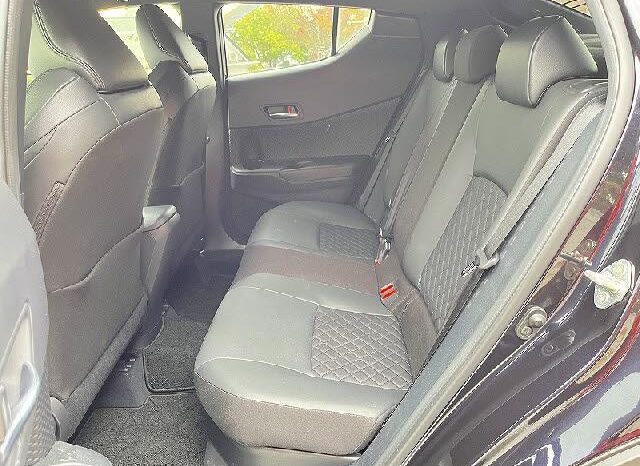 
								TOYOTA C-HR 2022 full									