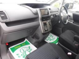 
										TOYOTA VOVY 2008 full									