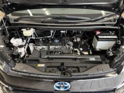 
										TOYOTA VOXY 2022 full									