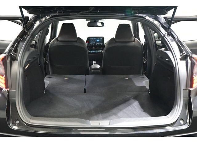 
								TOYOTA C-HR 2018 full									