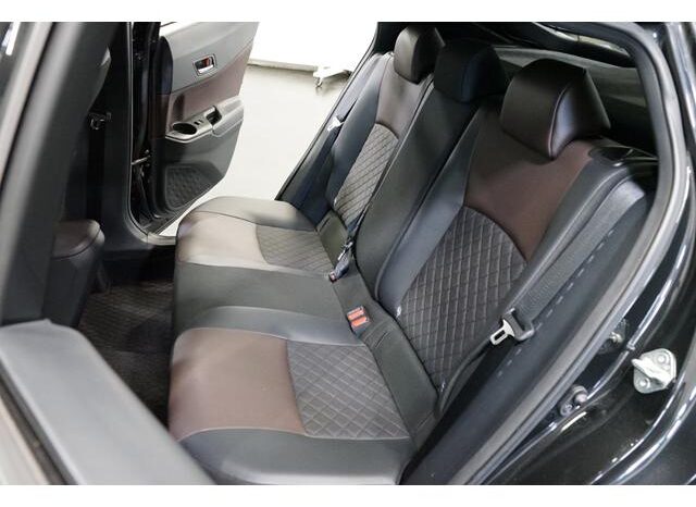 
								TOYOTA C-HR 2019 full									