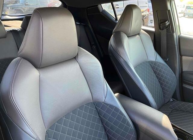 
								TOYOTA C-HR 2019 full									