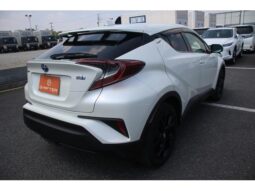 
										TOYOTA C-HR 2019 full									
