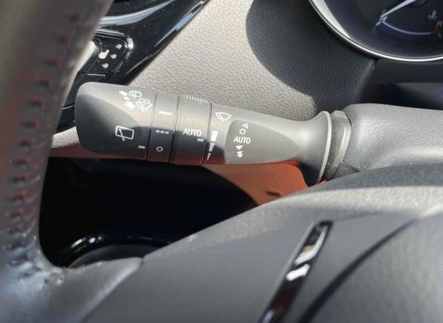 
								TOYOTA C-HR 2022 full									