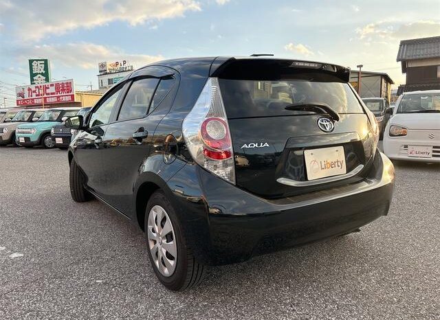 
								TOYOTA AQUA 2014 full									