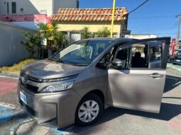 
										TOYOTA VOXY 2019 full									