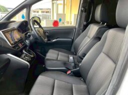 
										TOYOTA VOXY 2019 full									