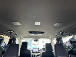 
										TOYOTA VOXY 2022 full									