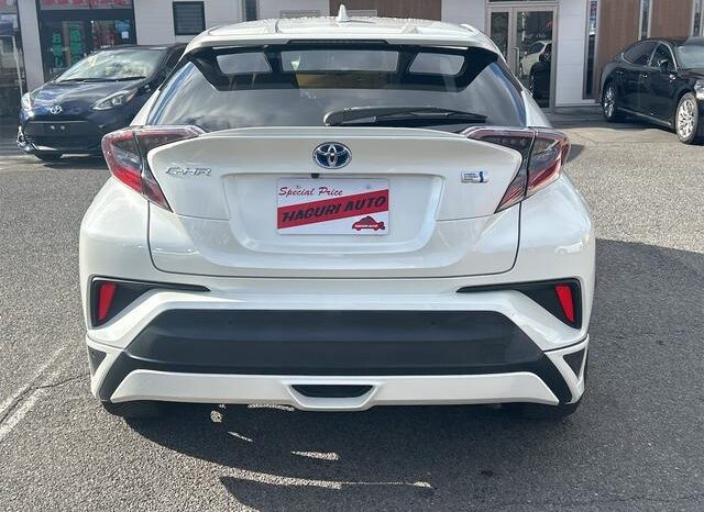 
								TOYOTA C-HR 2017 full									