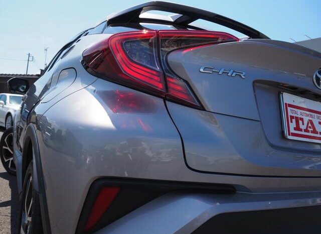 
								TOYOTA C-HR 2018 full									
