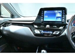 
										TOYOTA C-HR 2022 full									