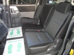 
										TOYOTA VOVY 2008 full									