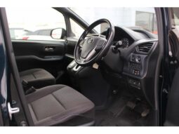 
										TOYOTA VOXY 2016 full									