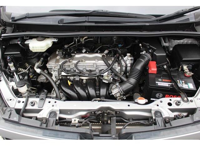 
								TOYOTA VOXY 2016 full									