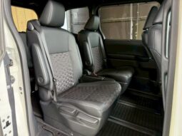 
										TOYOTA VOXY 2022 full									