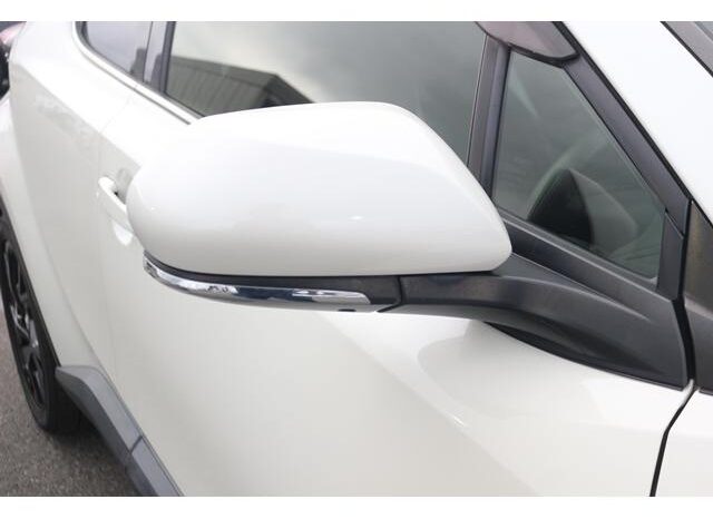 
								TOYOTA C-HR 2019 full									