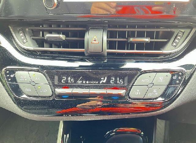 
								TOYOTA C-HR 2022 full									