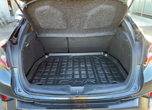 
								TOYOTA C-HR 2017 full									