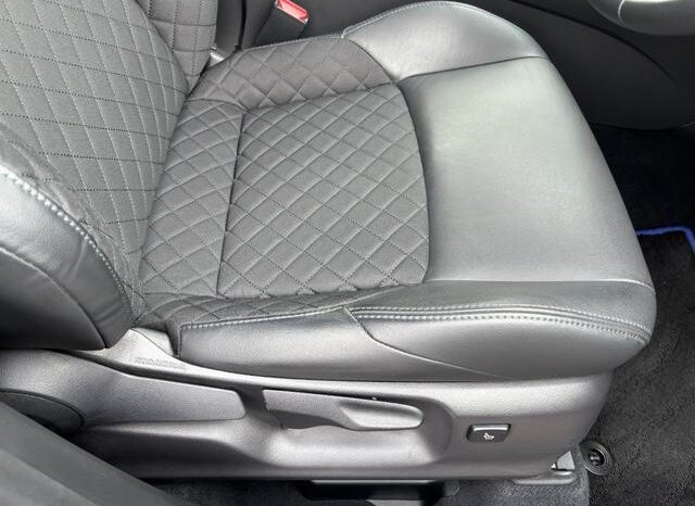 
								TOYOTA C-HR 2021 full									