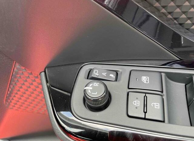 
								TOYOTA C-HR 2022 full									