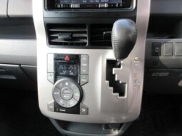 
										TOYOTA VOXY 2008 full									