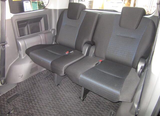 
								TOYOTA VOVY 2008 full									