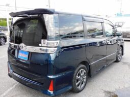 
										TOYOTA VOXY 2021 full									