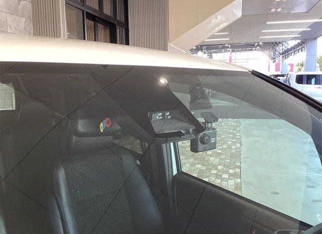 
								TOYOTA VOXY 2021 full									