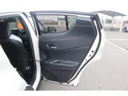 
										TOYOTA C-HR 2019 full									