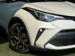 
										TOYOTA C-HR 2020 full									