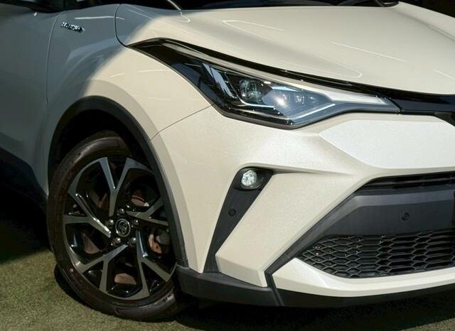 
								TOYOTA C-HR 2020 full									