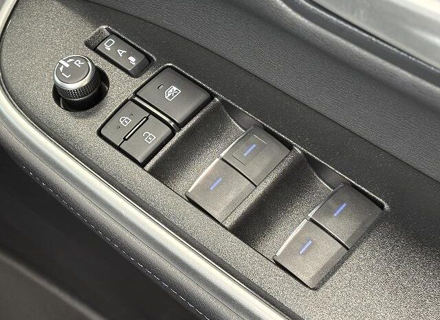 
								TOYOTA VOXY 2022 full									