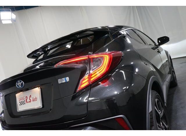 
								TOYOTA C-HR 2019 full									