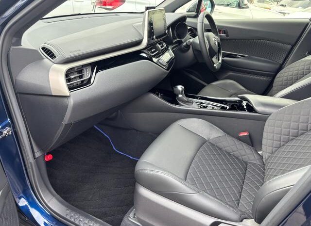 
								TOYOTA C-HR 2021 full									