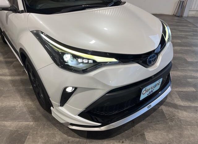 
								TOYOTA C-HR 2021 full									