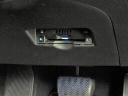 
										TOYOTA C-HR 2022 full									