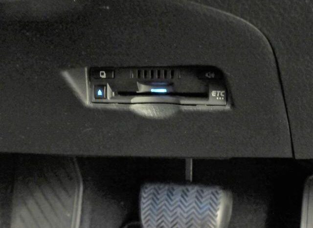 
								TOYOTA C-HR 2022 full									