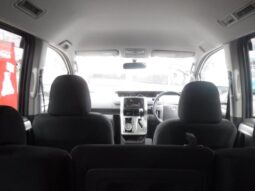 
										TOYOTA VOVY 2008 full									