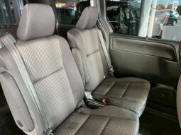 
										TOYOTA VOXY 2019 full									