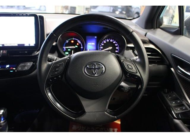 
								TOYOTA C-HR 2017 full									