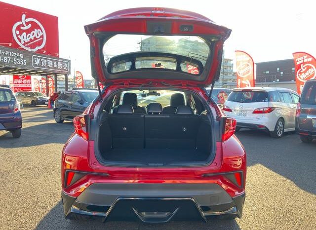 
								TOYOTA C-HR 2021 full									