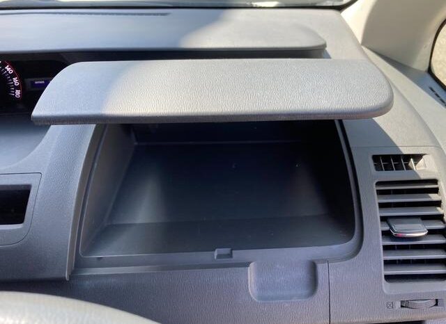 
								TOYOTA VOVY 2009 full									