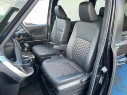 
										TOYOTA VOXY 2022 full									