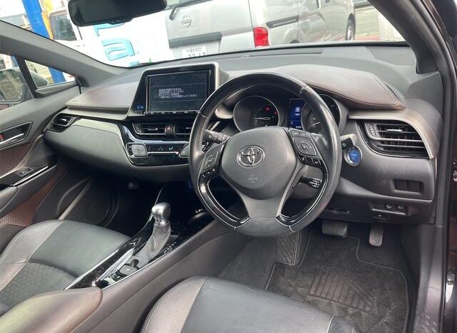 
								TOYOTA C-HR 2016 full									