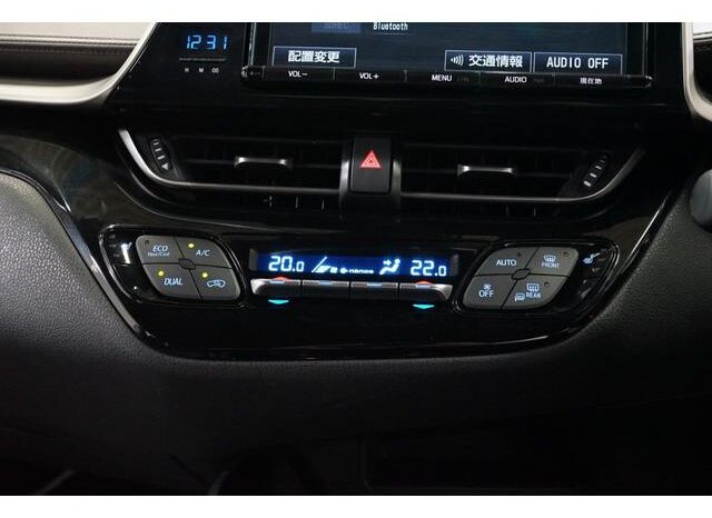 
								TOYOTA C-HR 2018 full									