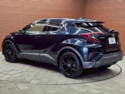 
										TOYOTA C-HR 2019 full									