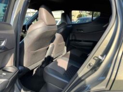 
										TOYOTA C-HR 2019 full									